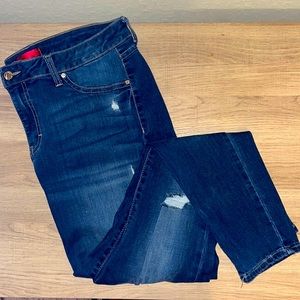 Jennifer Lopez Women’s Super Skinny Jeans